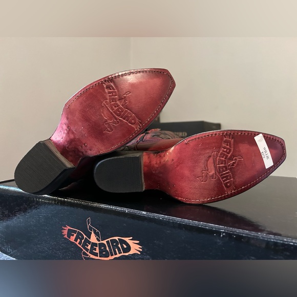 NWB CUSTOM FREEBIRD RED WILLIE WESTERN BOOT 6 - Picture 4 of 6